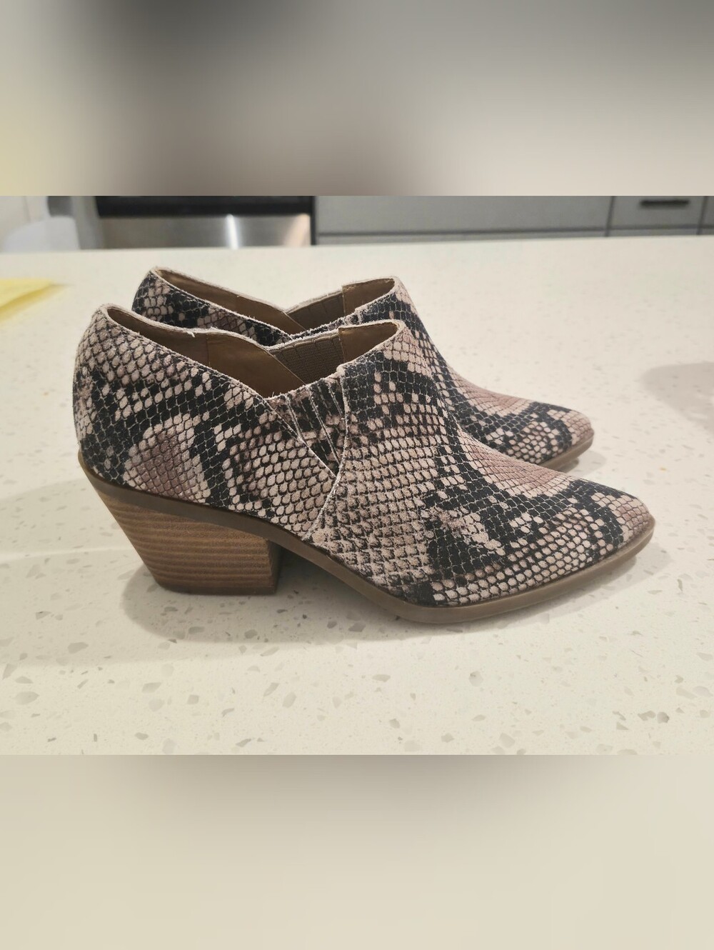 NEW Lucky Brand Snakeskin Leather Ankle Booties Size 7M - Picture 5 of 10